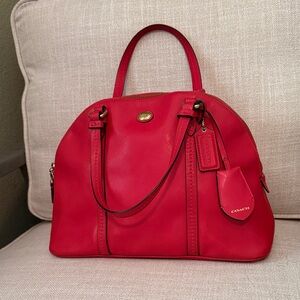 Coach Peyton Leather Coral Domed Satchel
Bag -F25671